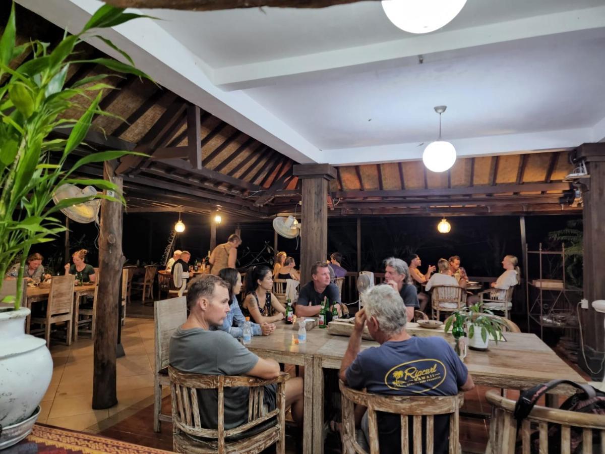 Mai Malu Apartment Pulukan Bagian luar foto