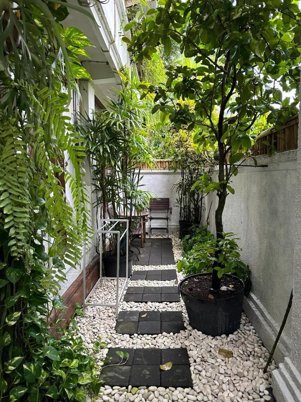 Mai Malu Apartment Pulukan Bagian luar foto